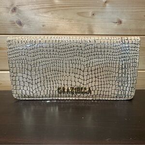 Graziella gold wallet. Can be converted to wallet on chain crossbody bag
